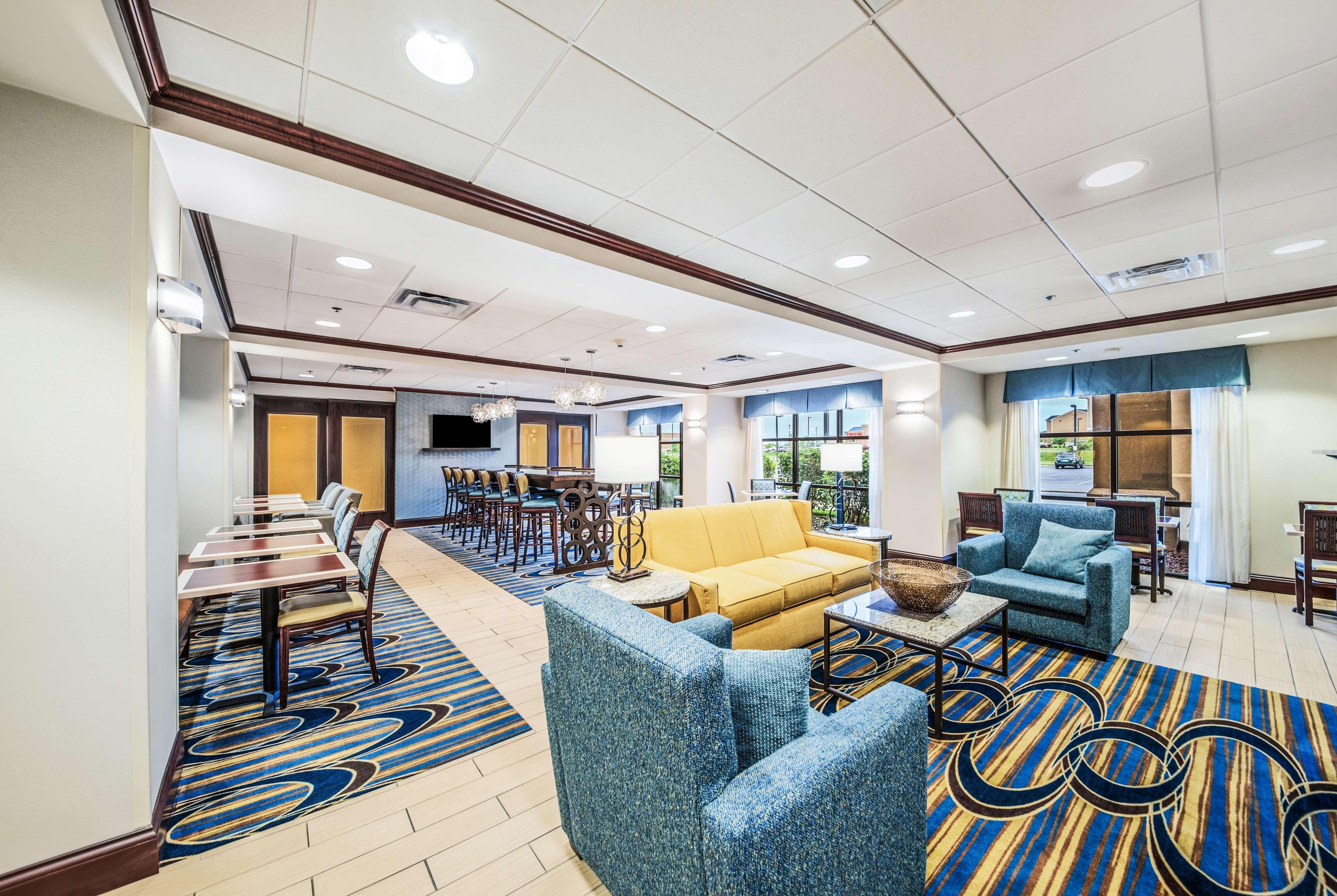 Hampton Inn Greenfield Eksteriør billede