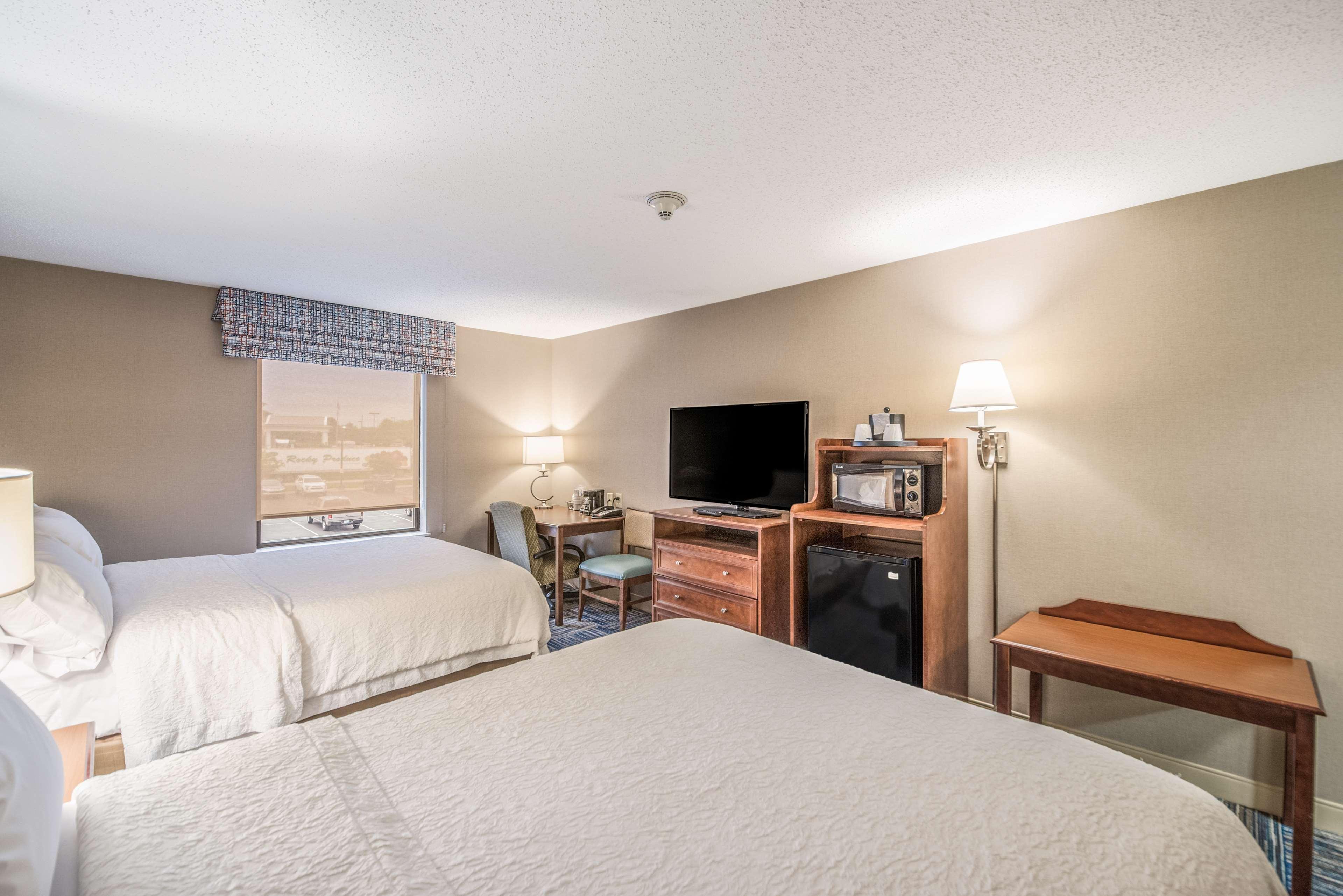 Hampton Inn Greenfield Eksteriør billede