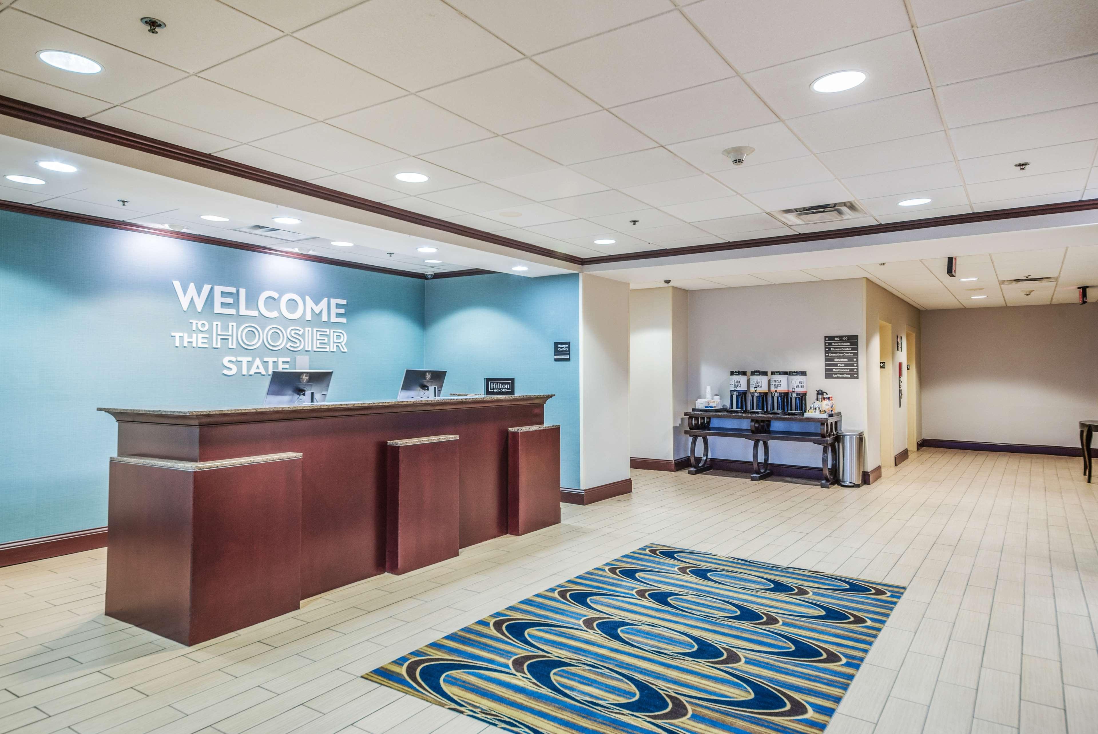 Hampton Inn Greenfield Eksteriør billede