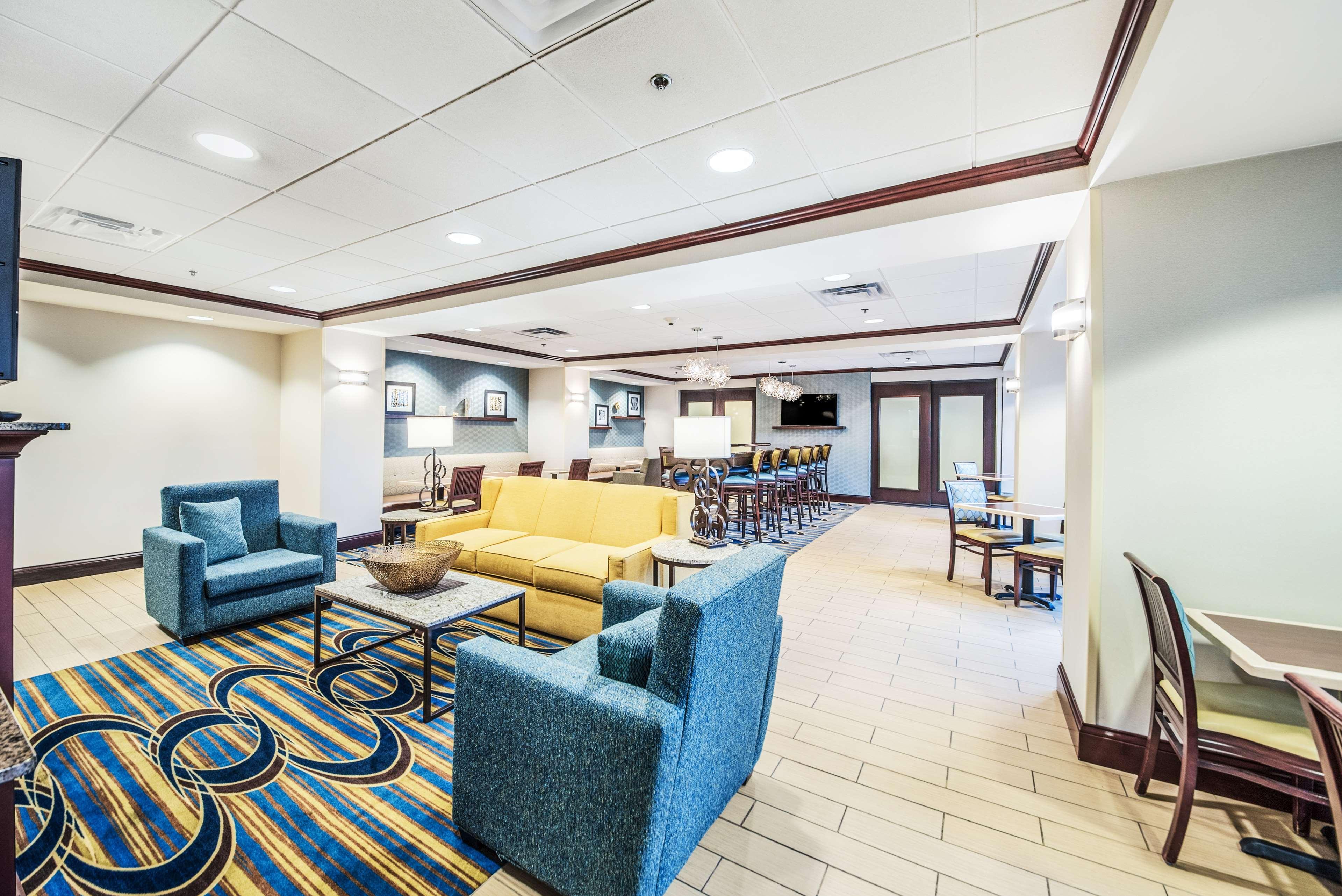 Hampton Inn Greenfield Eksteriør billede