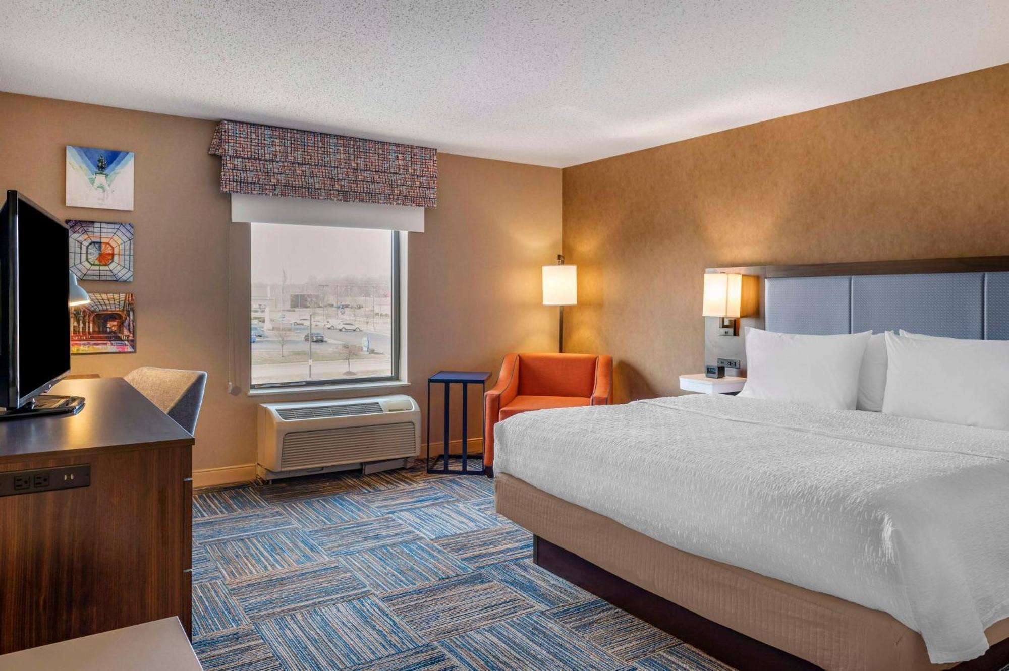 Hampton Inn Greenfield Eksteriør billede